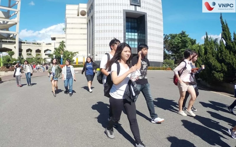 Du học Đài Loan hệ 1+4